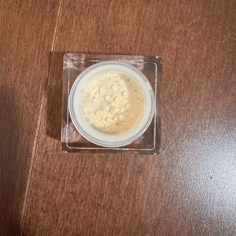 BYOD Be Your Own Desire- Matte Magic Loose Powder Translucent